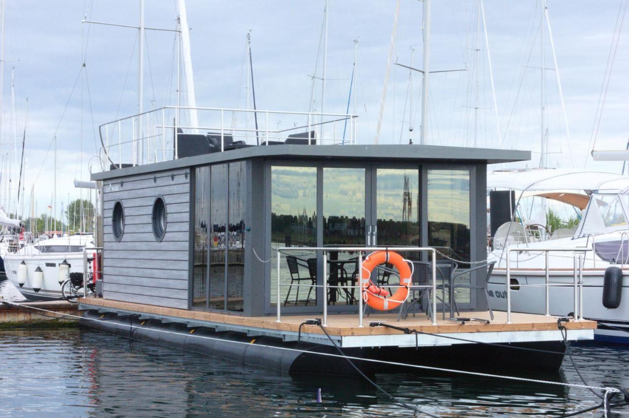 Hausboot Fjord Lacerta Mit Dachterrasse In Wendtorf Εξωτερικό φωτογραφία