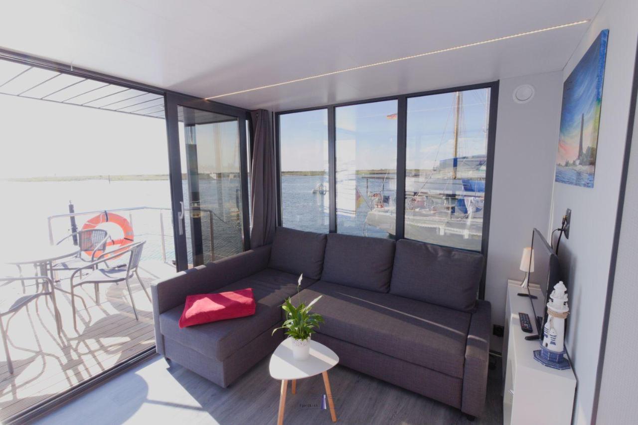 Hausboot Fjord Lacerta Mit Dachterrasse In Wendtorf Εξωτερικό φωτογραφία